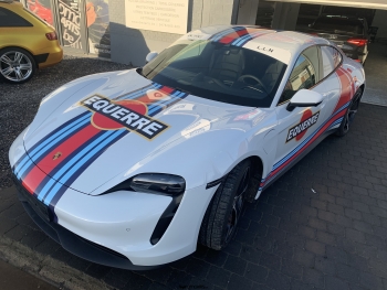 Custom wrap Porsche